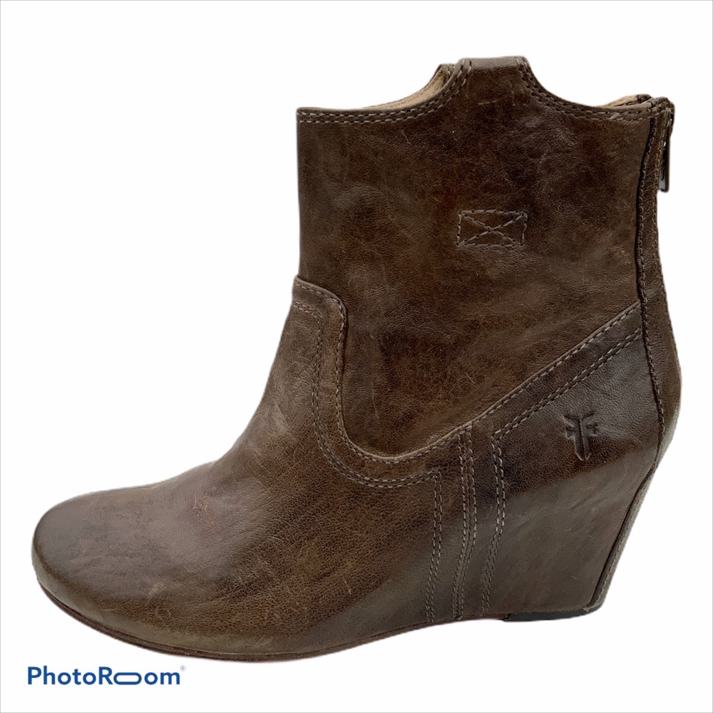 FRYE Carson Brown Cognac Leather Wedge Boot sz 8